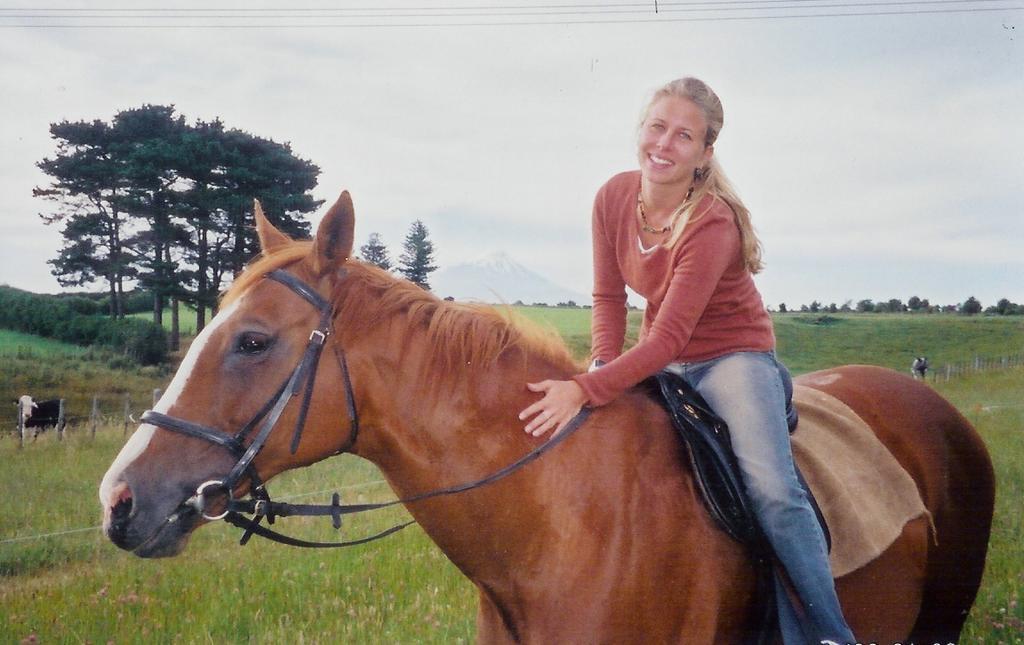 Wheatly Downs Farmstay And Backpackers Hawera Eksteriør bilde